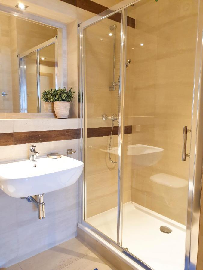 Visit Baltic - Na Platanie Apartment Swinoujscie Bagian luar foto