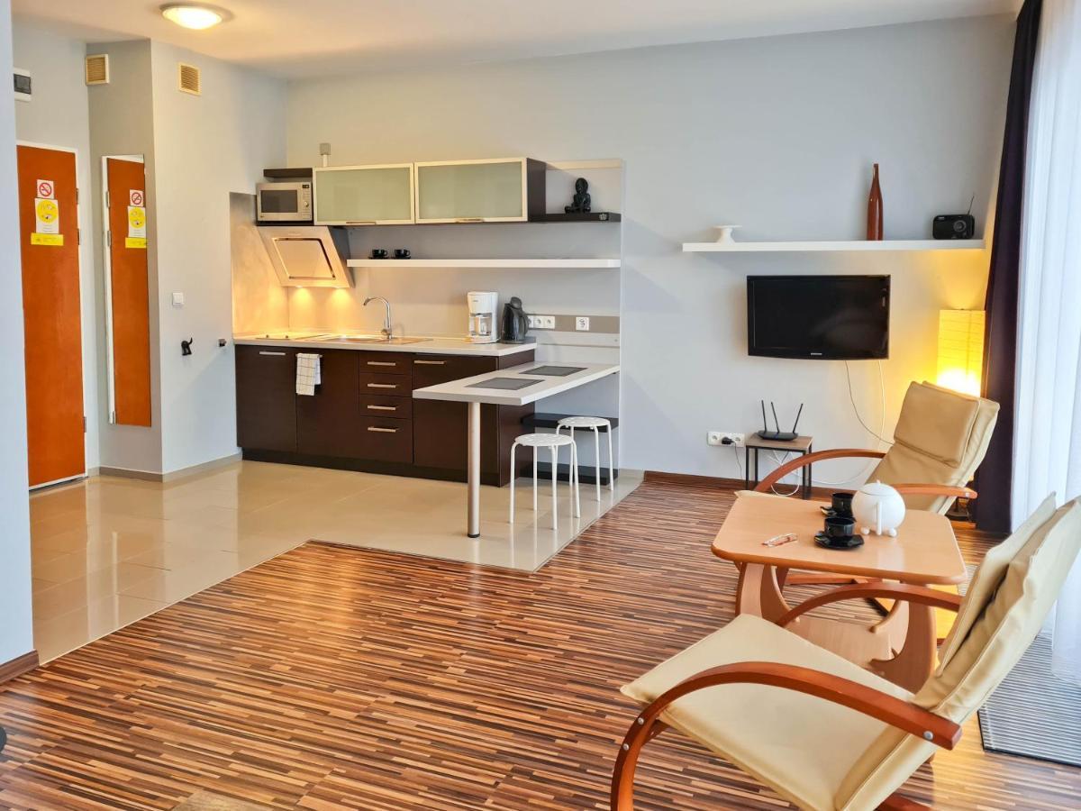Visit Baltic - Na Platanie Apartment Swinoujscie Bagian luar foto